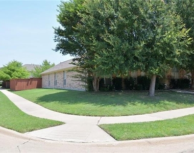 1316 Marwood Court - Photo Thumbnail 27