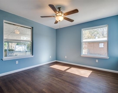 1701 Merrywood Way - Photo Thumbnail 14