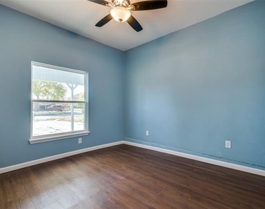 1701 Merrywood Way - Photo Thumbnail 17