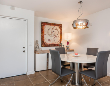 2255 Lindell Boulevard - Photo Thumbnail 5