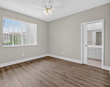 5183 Nw 26th Circle - Photo Thumbnail 36