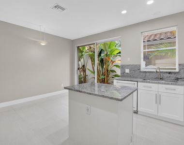 5183 Nw 26th Circle - Photo Thumbnail 19