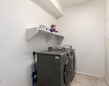 40747 W Robbins Drive - Photo Thumbnail 36