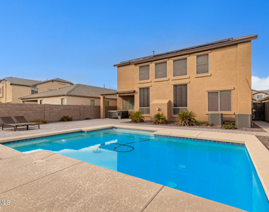 40747 W Robbins Drive - Photo Thumbnail 40