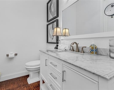 5744 Robbie Road - Photo Thumbnail 6