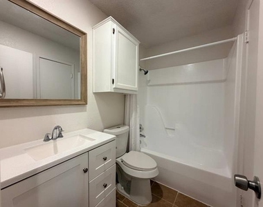 3807 William Street - Photo Thumbnail 16
