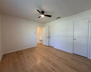 3807 William Street - Photo Thumbnail 15