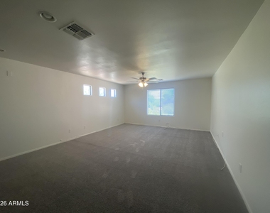 8552 W Malapai Drive - Photo Thumbnail 16