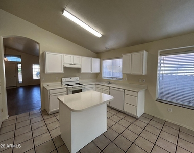 51 N Del Pueblo Place - Photo Thumbnail 5