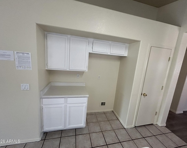 51 N Del Pueblo Place - Photo Thumbnail 7
