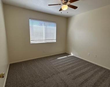 51 N Del Pueblo Place - Photo Thumbnail 12