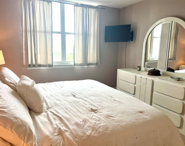101 Briny Avenue - Photo Thumbnail 10