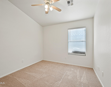 7160 E Lindner Avenue - Photo Thumbnail 20