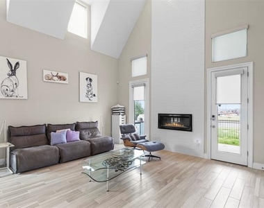 6547 Curwen Lane - Photo Thumbnail 15