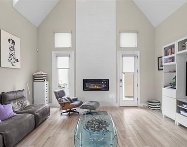 6547 Curwen Lane - Photo Thumbnail 14