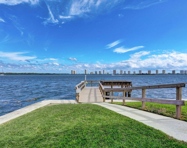 100 Shore Court - Photo Thumbnail 55