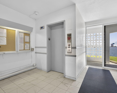 100 Shore Court - Photo Thumbnail 38