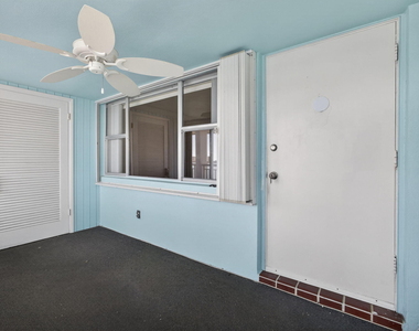 100 Shore Court - Photo Thumbnail 23