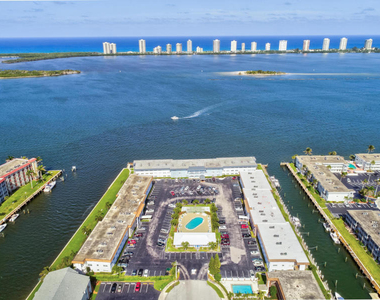 100 Shore Court - Photo Thumbnail 1