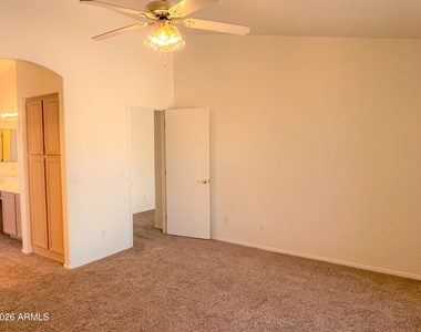 16001 N 50th Avenue - Photo Thumbnail 10