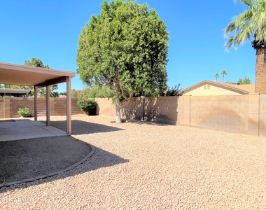 16001 N 50th Avenue - Photo Thumbnail 22
