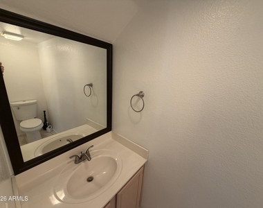 19508 N 78th Avenue - Photo Thumbnail 12