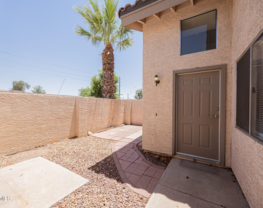 2019 W Lemon Tree Place - Photo Thumbnail 2