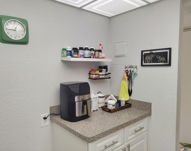 2101 Atlantic Shores Boulevard - Photo Thumbnail 7