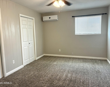 523 E Malibu Drive - Photo Thumbnail 12