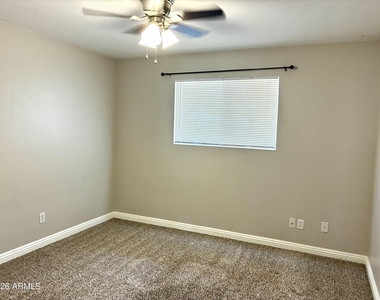 523 E Malibu Drive - Photo Thumbnail 14