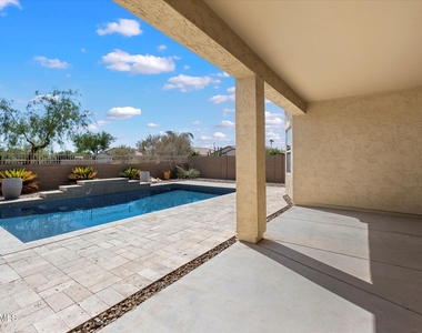 949 E Indian Wells Place - Photo Thumbnail 24