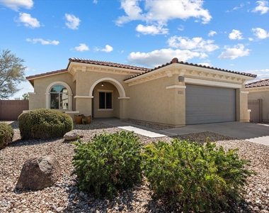 949 E Indian Wells Place - Photo Thumbnail 2