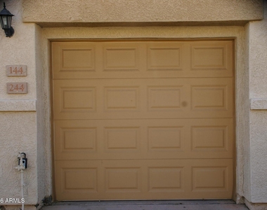 525 N Miller Road - Photo Thumbnail 7