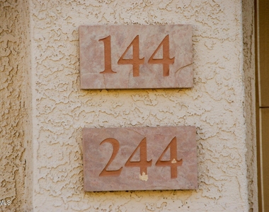 525 N Miller Road - Photo Thumbnail 6