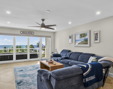 111 N Pompano Beach Boulevard - Photo Thumbnail 12