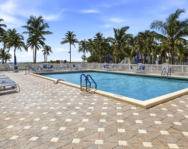 111 N Pompano Beach Boulevard - Photo Thumbnail 25