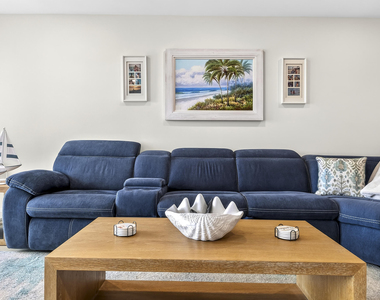 111 N Pompano Beach Boulevard - Photo Thumbnail 10