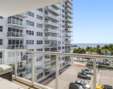 111 N Pompano Beach Boulevard - Photo Thumbnail 13