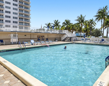111 N Pompano Beach Boulevard - Photo Thumbnail 27