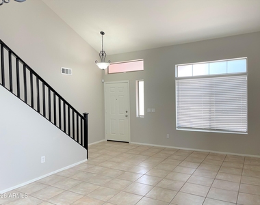 8535 W Vogel Avenue - Photo Thumbnail 4