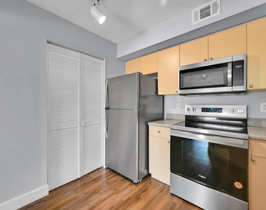 3740 Nw Adriatic Lane - Photo Thumbnail 3