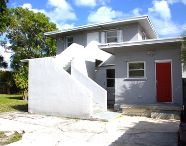 5701 N Flagler Drive - Photo Thumbnail 3