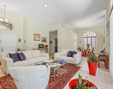 6421 Nw 41st Street - Photo Thumbnail 5