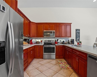 6421 Nw 41st Street - Photo Thumbnail 12