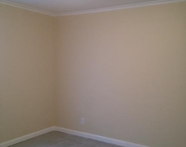3830 Davis Road - Photo Thumbnail 5