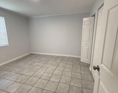 3830 Davis Road - Photo Thumbnail 10
