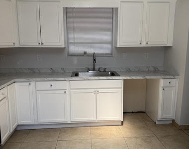 3830 Davis Road - Photo Thumbnail 7
