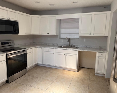 3830 Davis Road - Photo Thumbnail 11