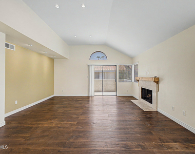 10115 E Mountain View Road - Photo Thumbnail 23