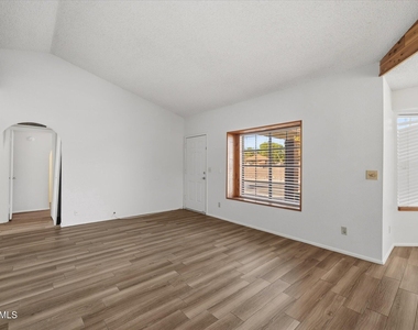 1055 N Recker Road - Photo Thumbnail 4